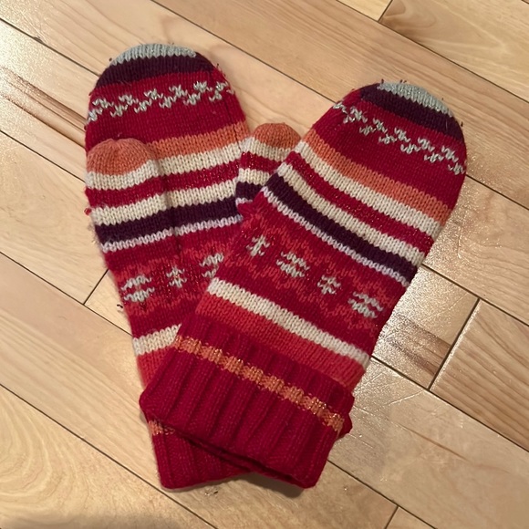 Abercrombie & Fitch Accessories - Abercrombie Knit Mittens